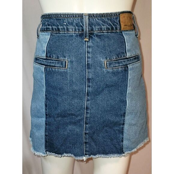 American Eagle Outfitters Hi-Rise Festival Mini Denim Skirt - Size 4 - Picture 5 of 12